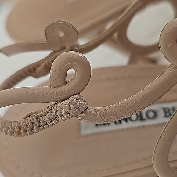 Manolo Blahnik Beige Women's Sandals - Picture 5 of 9